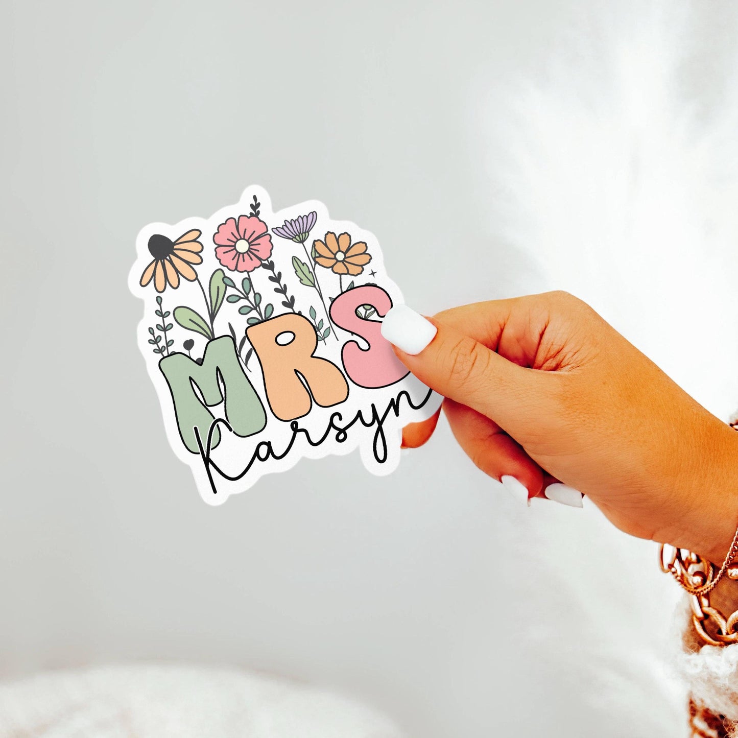 Custom Teacher Name Sticker Teacher gift Personalized wildflowers Teacher name sticker Mrs Ms miss teacher Magnet Retro font Floral planner